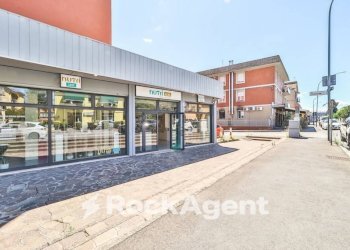 Zona - Shop via del Triumvirato, 89/A, Bologna (neighborhood Borgo Panigale) - photo 15
