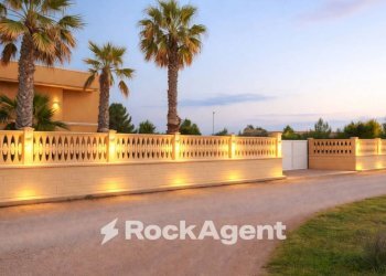 Zona - Villa via 168, Porto Cesareo - foto 1