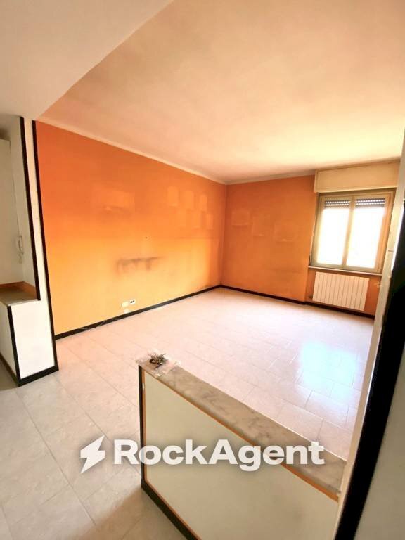Camera da letto - Trilocale via degli Umiliati, 16, Milano (zona Ponte Lambro) - foto 1