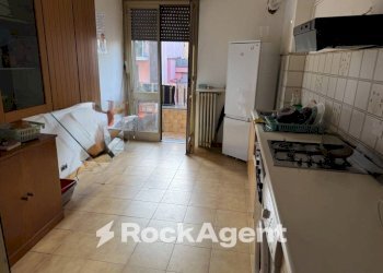 Cucina - Trilocale via degli Umiliati, 16, Milano (zona Ponte Lambro) - foto 5