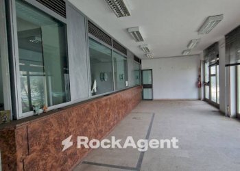 Interno non residenziale - Altro corso Italia, 8, Motta San Giovanni - foto 4