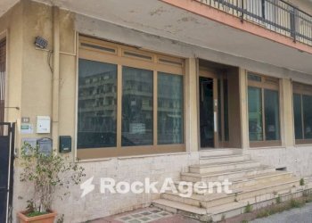 Facciata - Altro corso Italia, 8, Motta San Giovanni - foto 19
