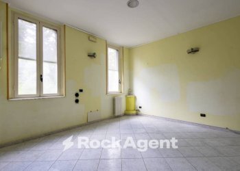 Salone - Three-room apartment via Vincenzo D'Amato, 18, Catanzaro - photo 8