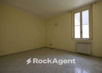 Camera da letto - Three-room apartment via Vincenzo D'Amato, 18, Catanzaro - photo 23