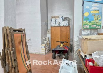 Cantina - Garage - Autosilos - Parcheggio via la Sorsa S., 10, Bitritto - foto 12