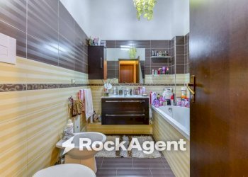 Bagno - Apartment via Napoli Achille, 9, Salerno - photo 24