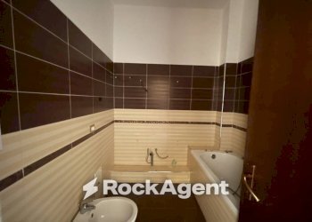 Bagno - Apartment via Napoli Achille, 9, Salerno - photo 25