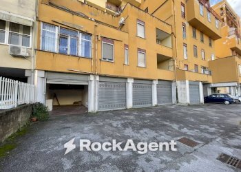 Box auto - Apartment via Napoli Achille, 9, Salerno - photo 38