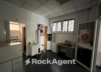 Interno non residenziale - Negozio via Prenestina, 429, Roma - foto 5