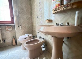 Bagno - Four-room apartment viale Piceno Aprutino, 120, Civitella del Tronto - photo 29