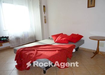 Camera da letto - Two-room apartment via Giovanni Verga, 4, Loano - photo 15