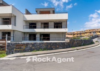 Facciata - Terraced Villa via Carrubbazza, San Gregorio di Catania - photo 2