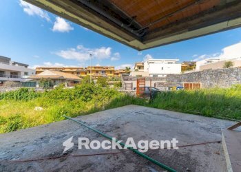 Posto macchina - Villa a Schiera via Carrubbazza, San Gregorio di Catania - foto 10