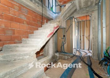 Interno palazzo - Villa a Schiera via Carrubbazza, San Gregorio di Catania - foto 12