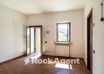 Cucina - Quadrilocale Frazione Camolino, Montesegale - foto 12