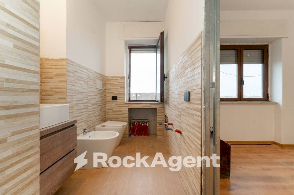 Bagno - Three-room apartment via Don Luigi Sturzo, 142, Catania - photo 3