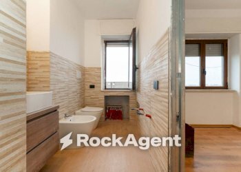Bagno - Three-room apartment via Don Luigi Sturzo, 142, Catania - photo 3