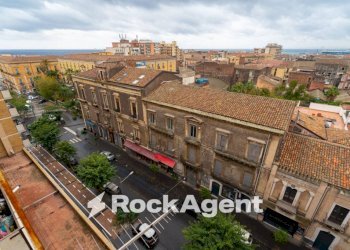 Vista - Three-room apartment via Don Luigi Sturzo, 142, Catania - photo 5