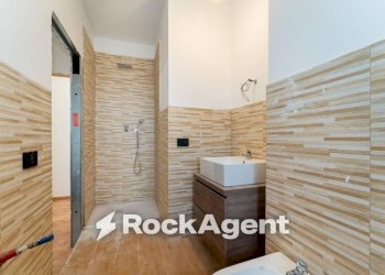 Bagno - Three-room apartment via Don Luigi Sturzo, 142, Catania - photo 28