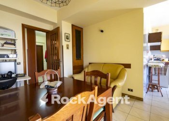 Veranda - Four-room apartment viale Barlaam da Seminara, 36, Catanzaro - photo 9