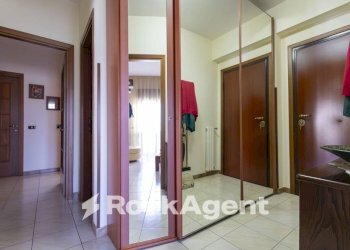 Disimpegno - Four-room apartment viale Barlaam da Seminara, 36, Catanzaro - photo 13