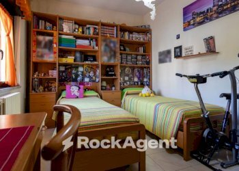 Studio - Four-room apartment viale Barlaam da Seminara, 36, Catanzaro - photo 17