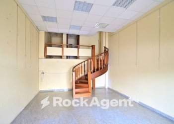 Interno non residenziale - Negozio piazza Spada, 9, Fiuggi - foto 3