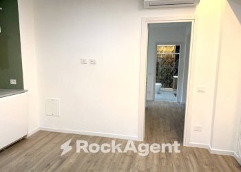 Salone - Three-room apartment via Roncaglia, 14, Milano (neighborhood Washington) - photo 8