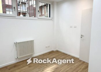 Camera da letto - Three-room apartment via Roncaglia, 14, Milano (neighborhood Washington) - photo 19