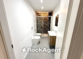 Bagno - Three-room apartment via Roncaglia, 14, Milano (neighborhood Washington) - photo 22