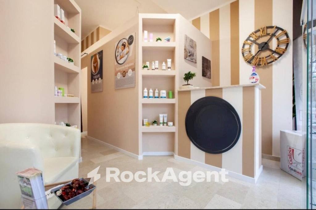 Ingresso - Beauty Center - Solarium - Wellness via Carlo Bazzi, Milano - photo 1
