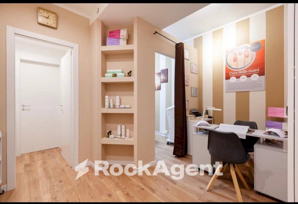 Ufficio - Beauty Center - Solarium - Wellness via Carlo Bazzi, Milano - photo 2