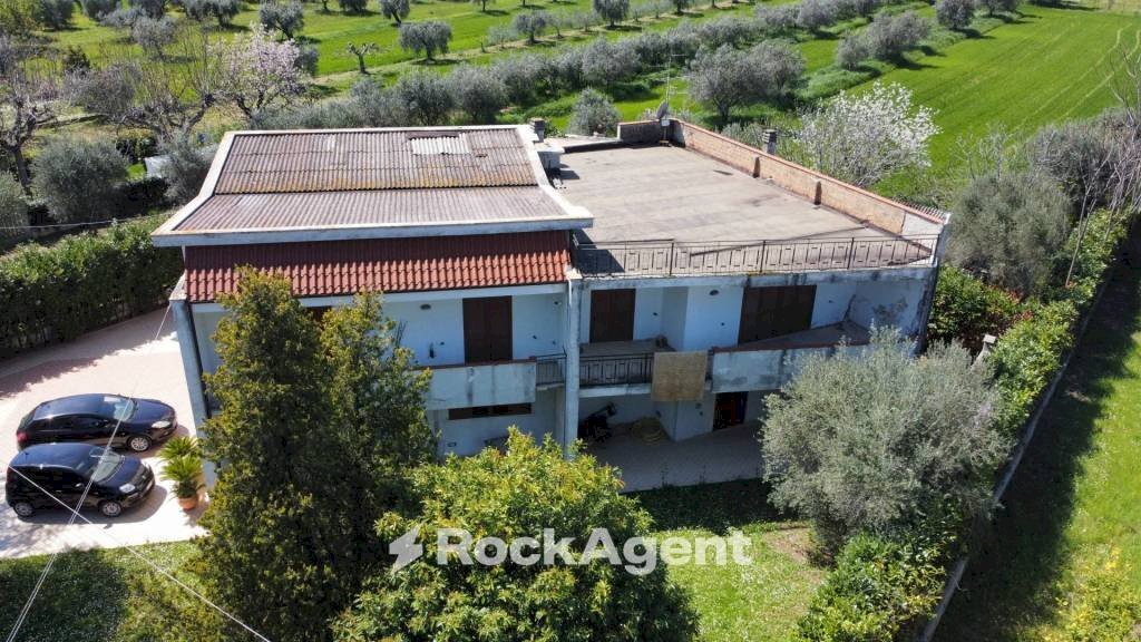 Vista - Villa via Indipendenza, 76, Sant'Egidio alla Vibrata - foto 3