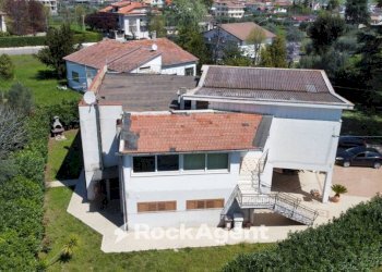 Vista - Villa via Indipendenza, 76, Sant'Egidio alla Vibrata - foto 2