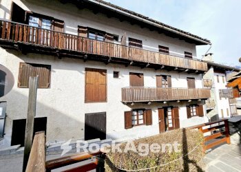 Facciata - Three-room apartment Borgata Les Arnauds, 25, Bardonecchia - photo 1
