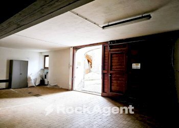 Box auto - Three-room apartment Borgata Les Arnauds, 25, Bardonecchia - photo 23