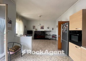 Cucina - Four-room apartment via Starza, 41, Angri - photo 8