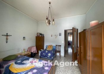 Camera da letto - Four-room apartment via Starza, 41, Angri - photo 23