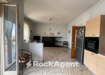 Cucina - Four-room apartment via Starza, 41, Angri - photo 10