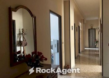 Corridoio - Four-room apartment via Starza, 41, Angri - photo 4
