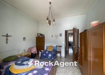Camera da letto - Four-room apartment via Starza, 41, Angri - photo 10