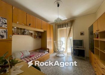 Camera da letto - Four-room apartment via Starza, 41, Angri - photo 17