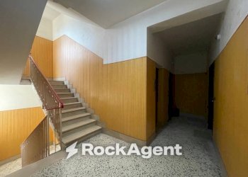 Interno palazzo - Four-room apartment via Starza, 41, Angri - photo 32