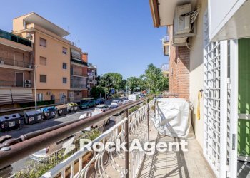 Balcone - Three-room apartment via dei Durantini, 221, Roma - photo 13