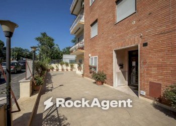 Ingresso - Three-room apartment via dei Durantini, 221, Roma - photo 20