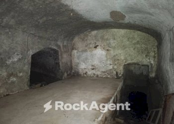 Cantina - Magazzino via delle Cartiere, 7, Ronciglione - foto 7