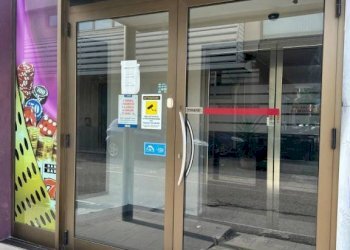 Interno non residenziale - Attività Commerciale corso Umberto I, 16, Montesilvano - foto 27
