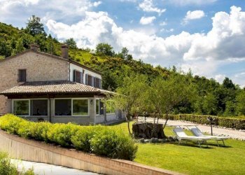 Facciata - Villa via Serra, 143, Monte Grimano Terme - photo 4