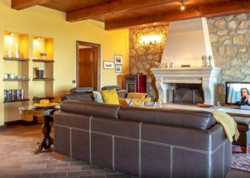 Salone - Villa via Serra, 143, Monte Grimano Terme - photo 9