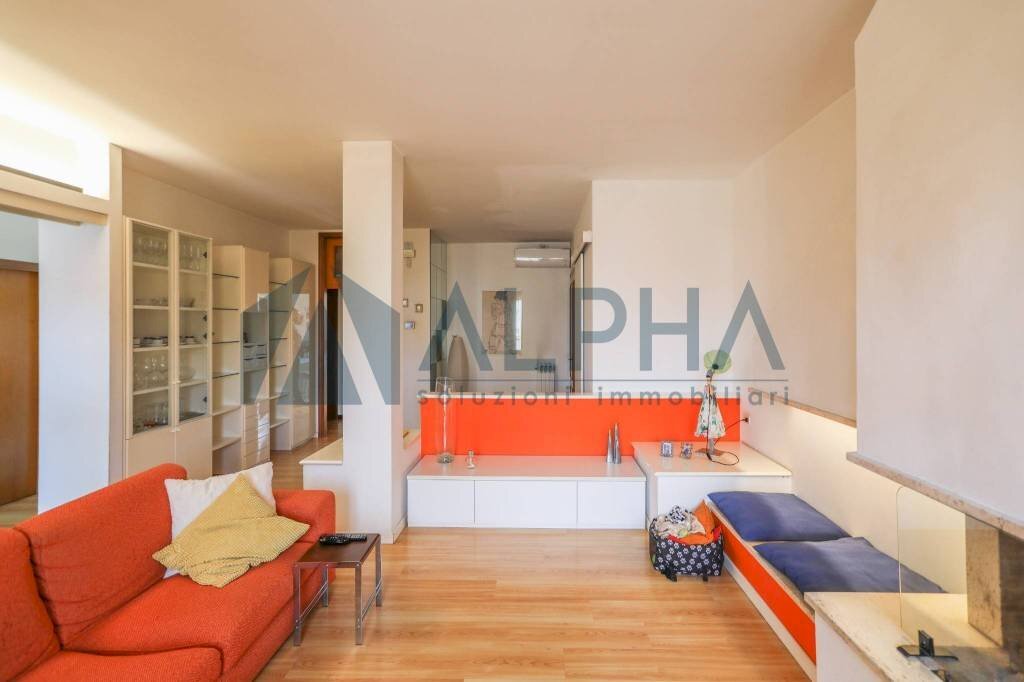 Salone - Appartamento via Giulio Cesare, Riccione - foto 3